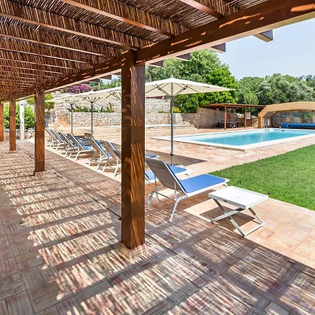 Casa De Baixo By Vintage Travel Villa